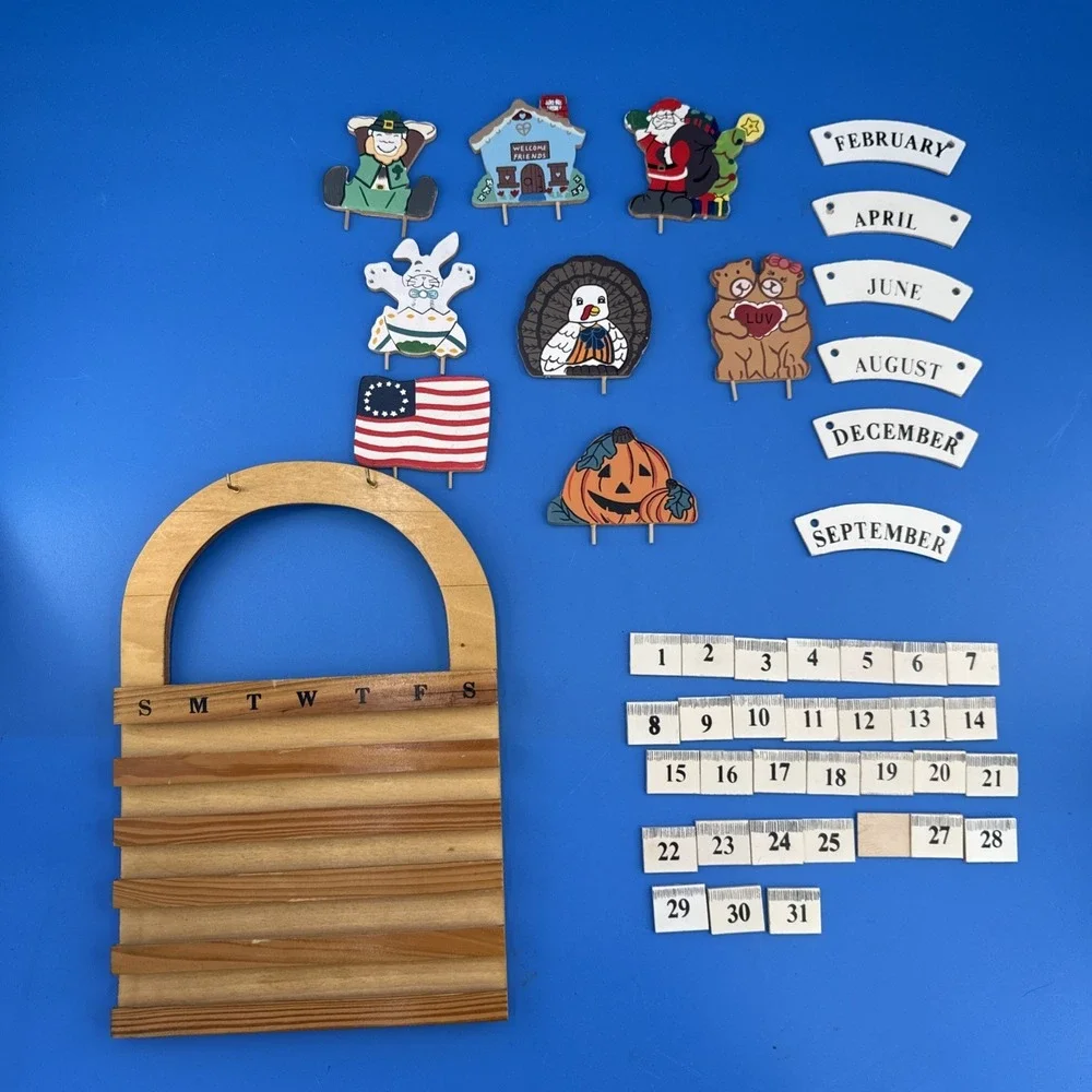 VTG Wooden Perpetual Wall Hanging Calender House Tree Grannycore Cottagecore